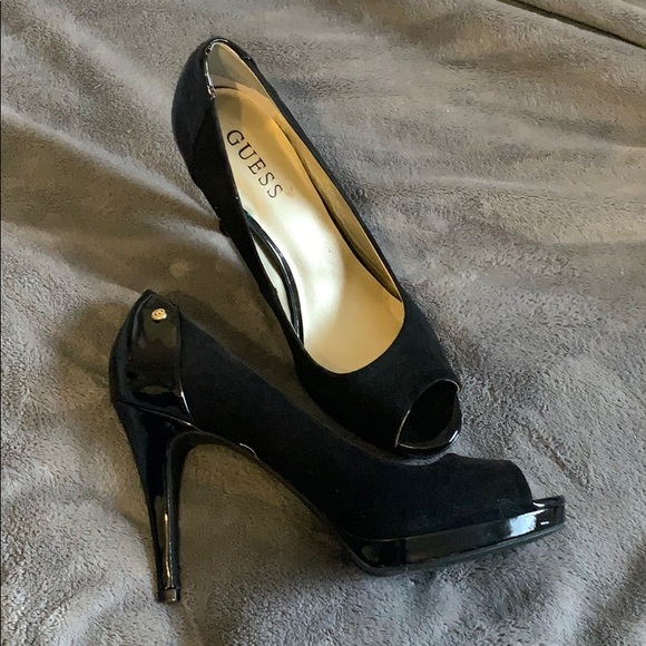 GUESS heels - Picture 1 of 3
